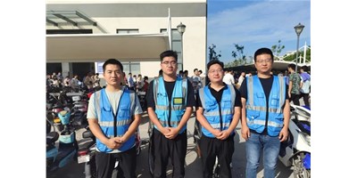 保持熱忱，時刻堅(jiān)守，是他們的寫照